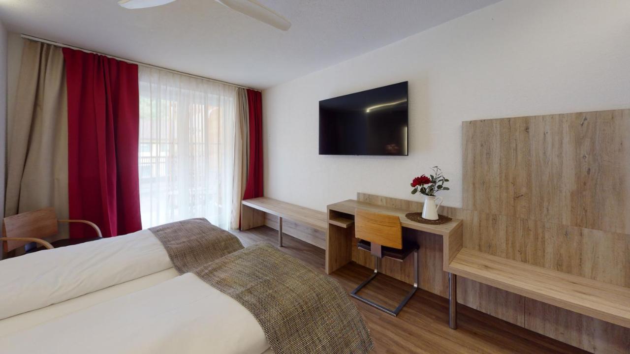 Hotel Adler غولنغ ان دير سالزا المظهر الخارجي الصورة